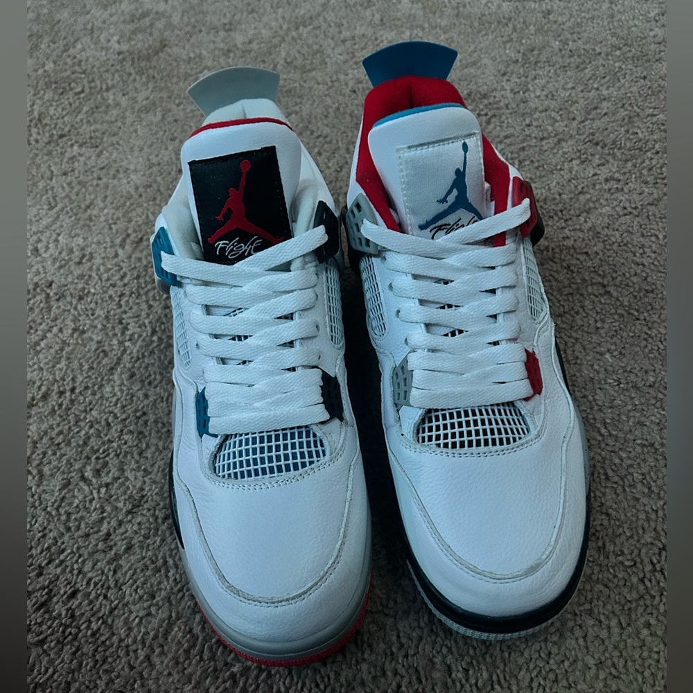 Jordan Retro ‘What The 4’